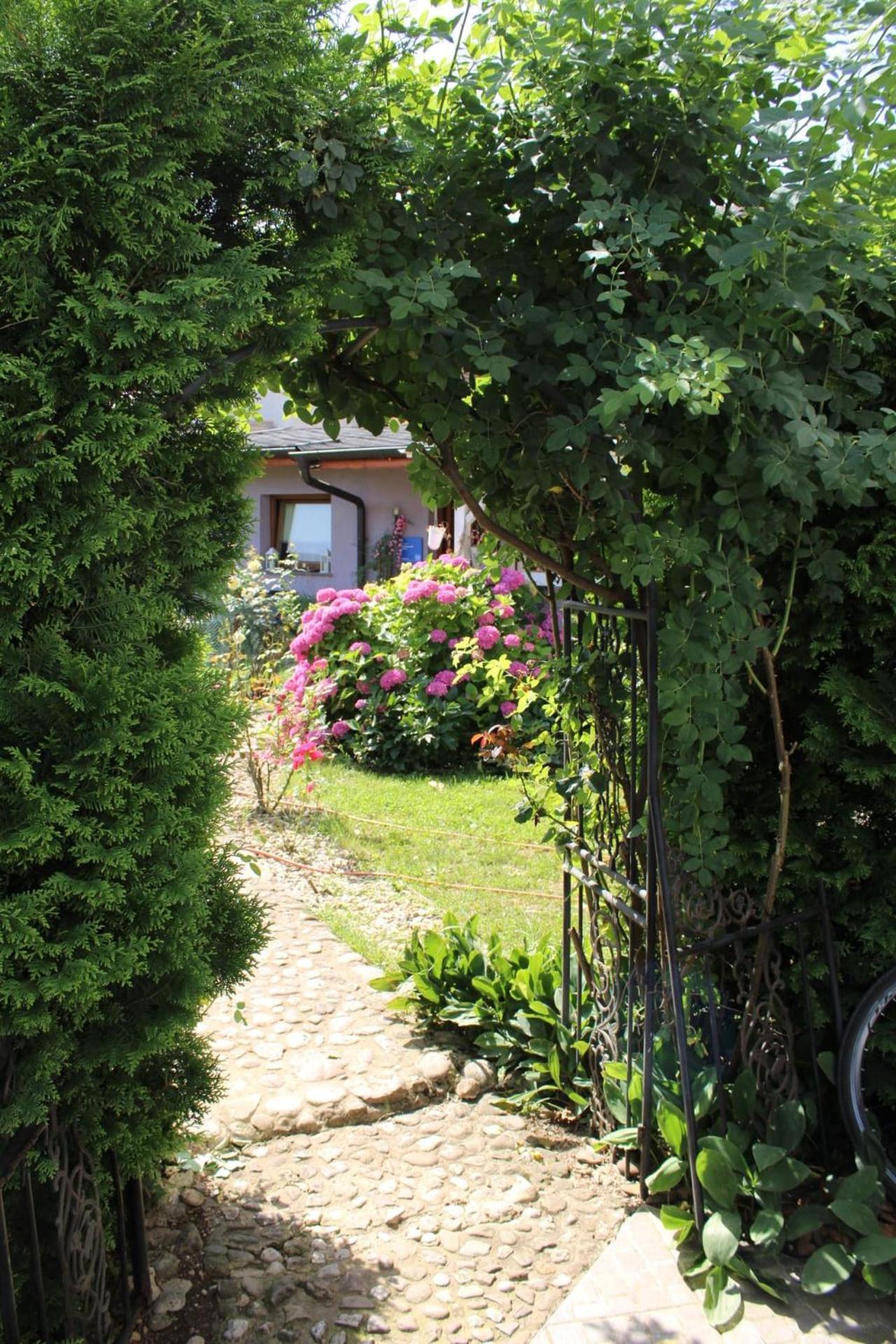 Apartment Baci For 4 Guests Liubliana Exterior foto